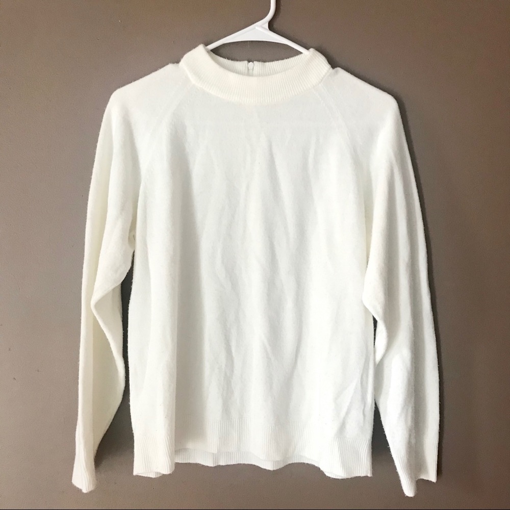Debbie Morgan crewneck white cream sweater (small)